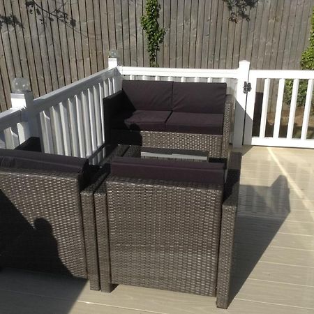 Mollys Retreat Pet Friendly Three Bed Caravan With Small Garden Newquay Bay Resort Quieter Area Of Park Exterior foto